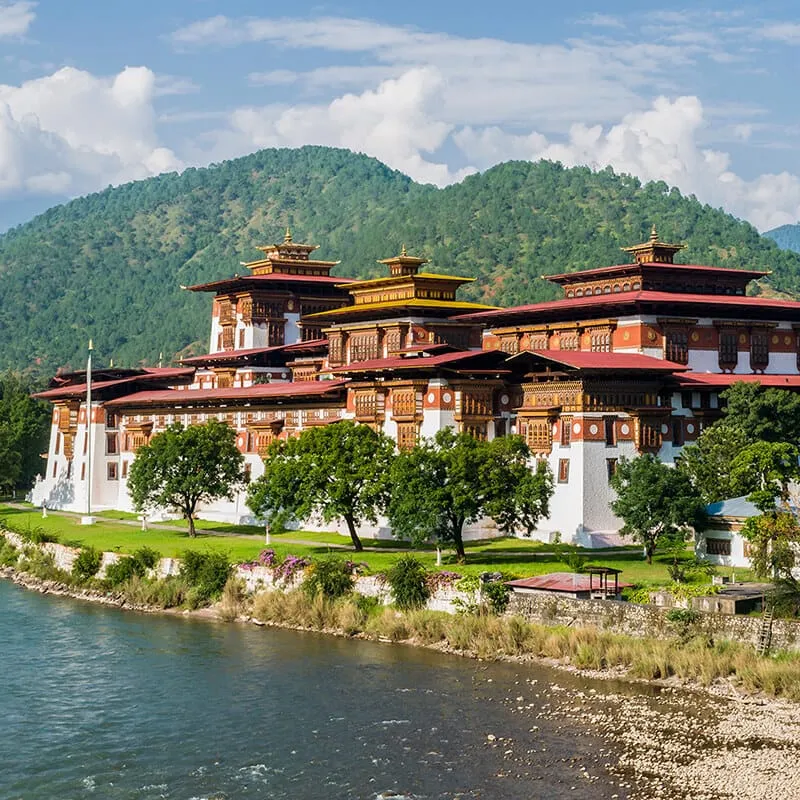 Kingdom of Bhutan ブータン、ここは本当に「幸せの国」？