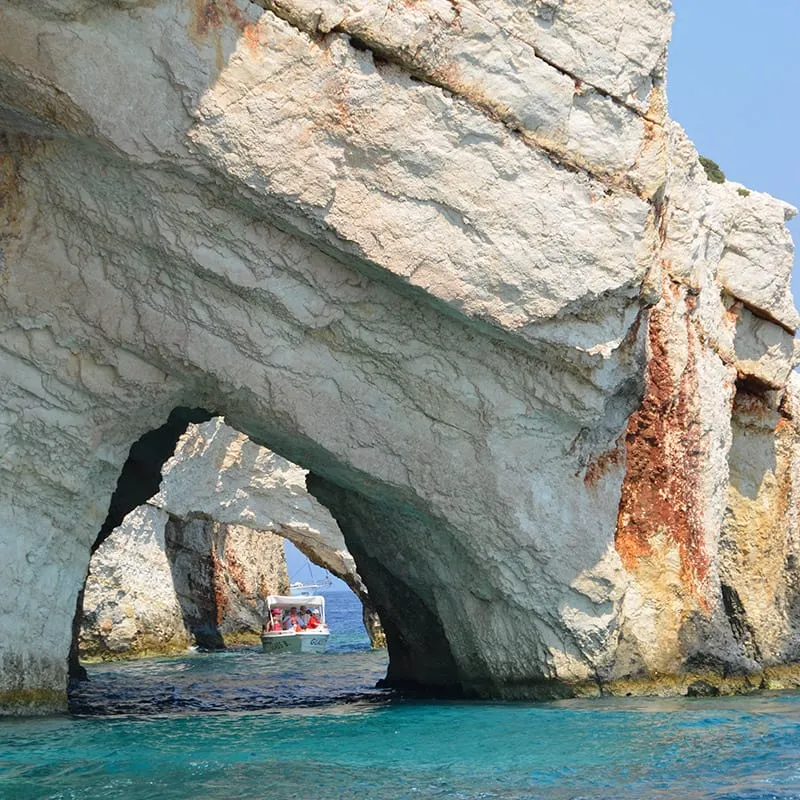 Greece サントリーニだけじゃない、ギリシャの美しい島