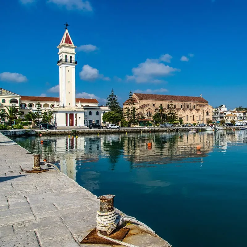 Greece サントリーニだけじゃない、ギリシャの美しい島