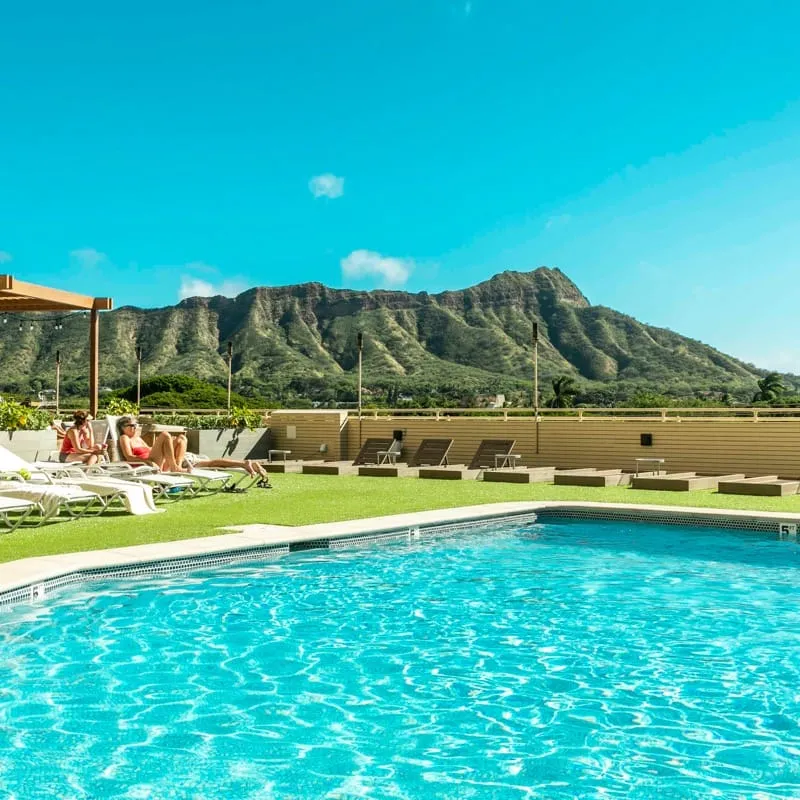 Queen Kapiolani Hotel クイーン・カピオラニ・ホテル