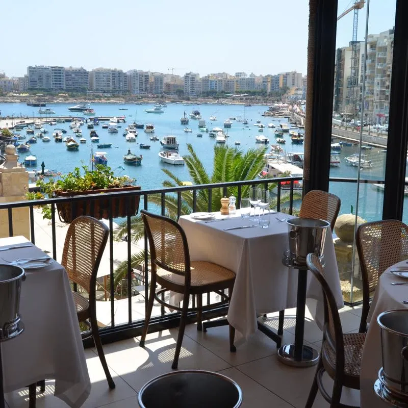 Malta 地中海のマルタ共和国で、極上リゾート体験