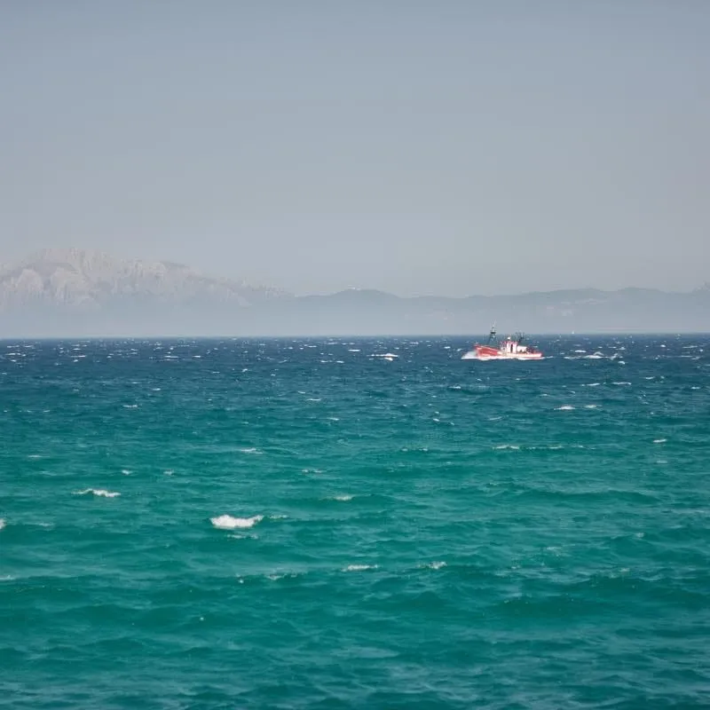 モロッコ〜ジブラルタル海峡を超え、砂漠を目指す旅〜