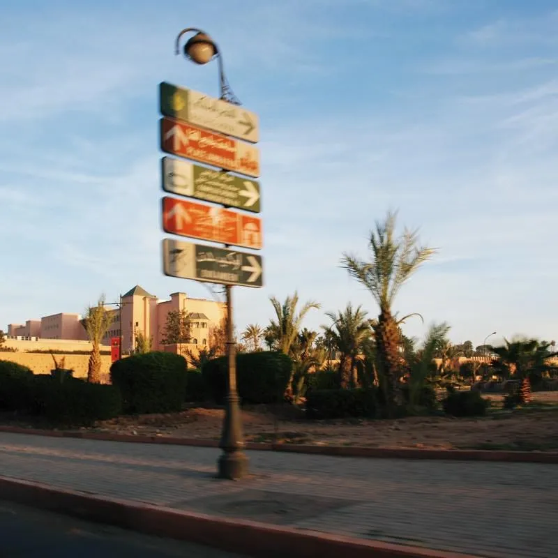 モロッコ〜ジブラルタル海峡を超え、砂漠を目指す旅〜