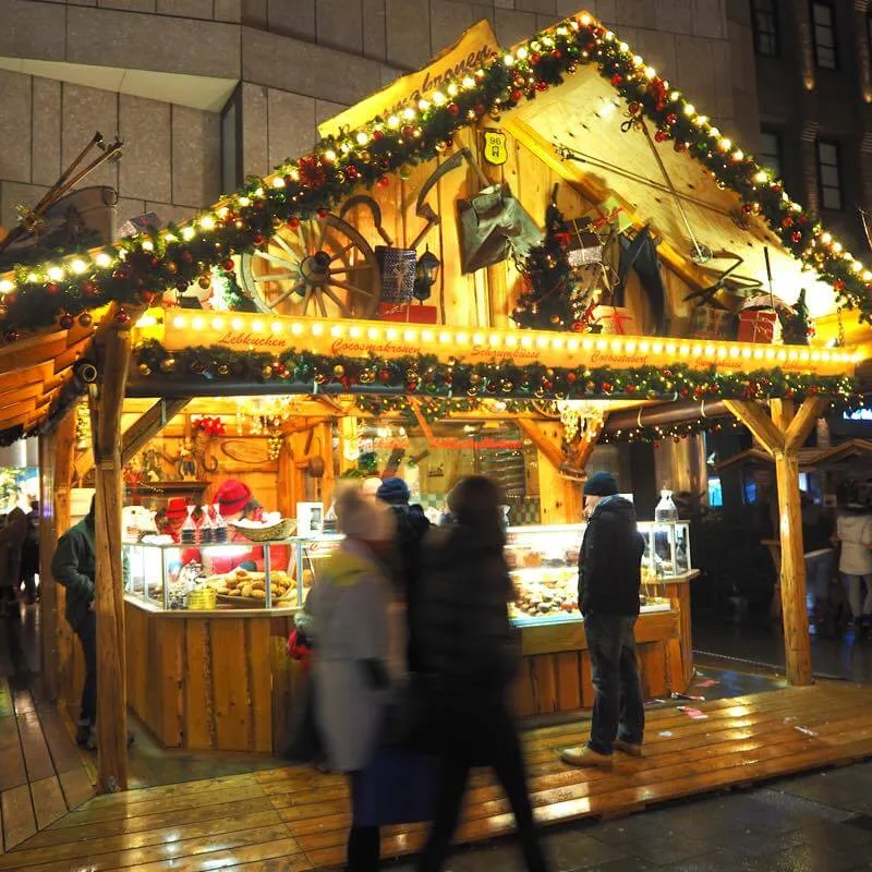 Weihnachtsmarkt ヴァイナハツマルクト（クリスマスマーケット）