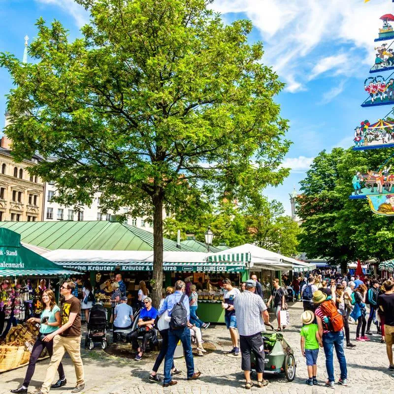 Viktualienmarkt ヴィクトアリエンマルクト