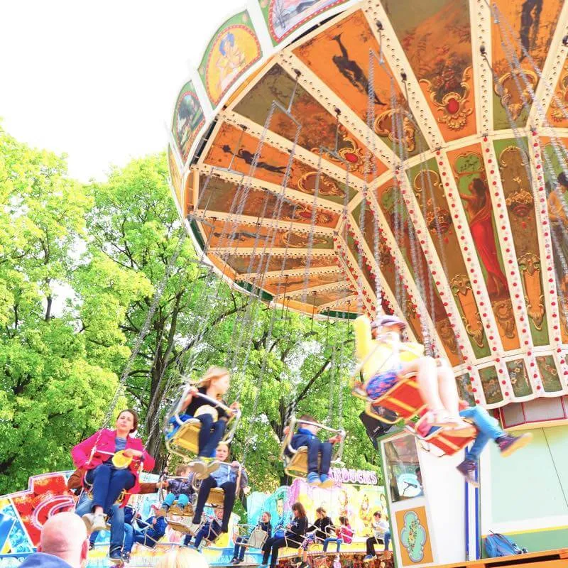 Auer Dult アウアードゥルト（蚤の市）