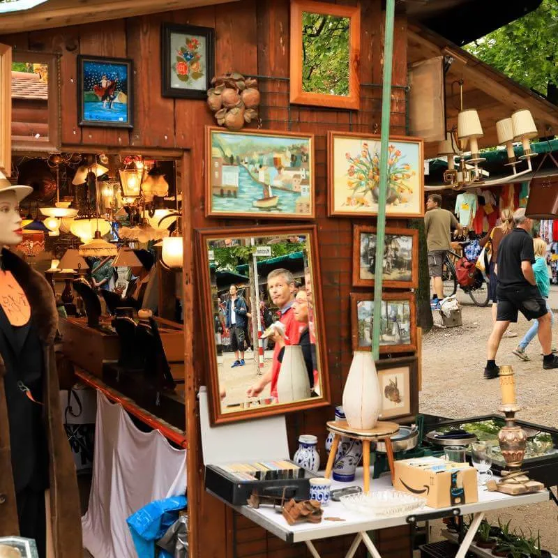 Auer Dult アウアードゥルト（蚤の市）