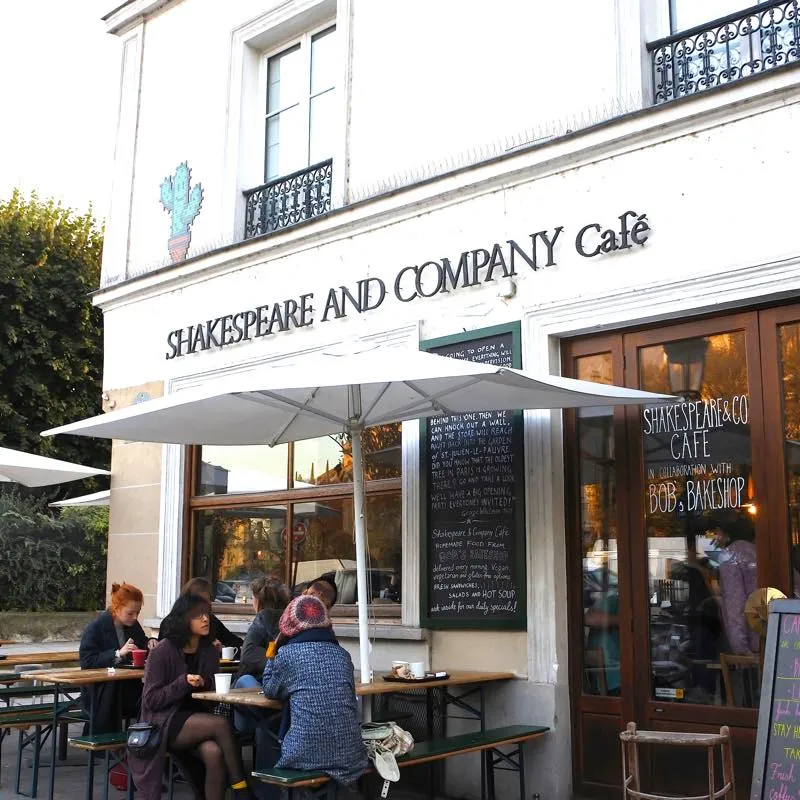 Shakespeare and Company Café シェイクスピア・アンド・カンパニー・カフェ