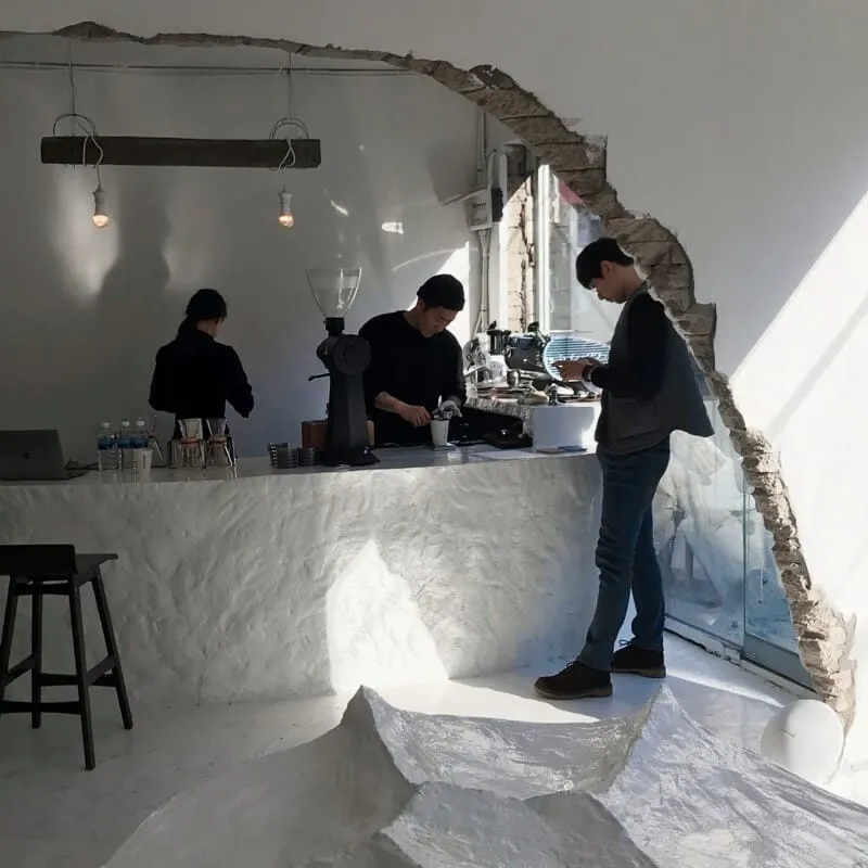 Understated Coffee<br>언더스테이티드 커피