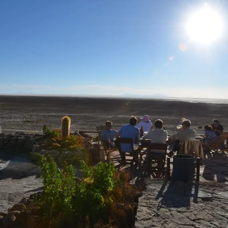 ウユニ塩湖。「死ぬまでに見たい絶景」を見たあとに感じたこと