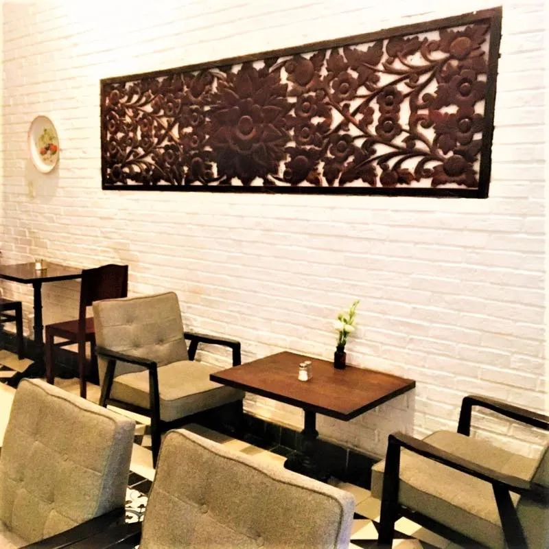 The Vintage Emporium ザ・ヴィンテージ・エンポリアム