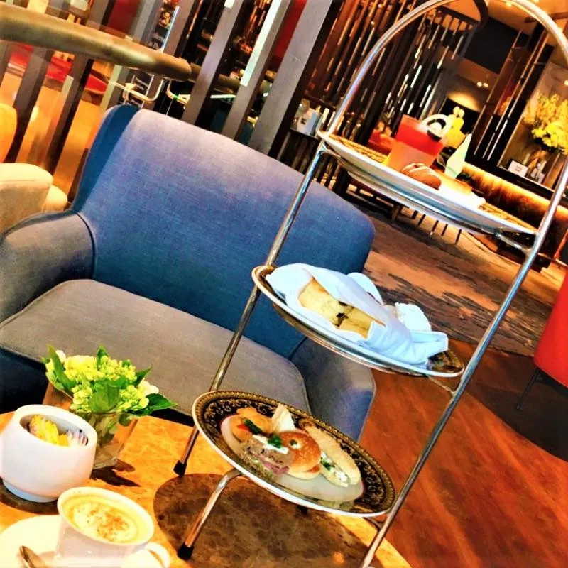 Sheraton Saigon Hotel & Towers シェラトン サイゴン ホテル & タワーズ