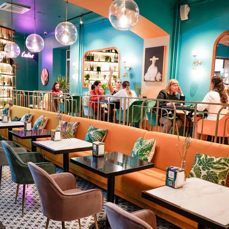 Seasons シーズンズ