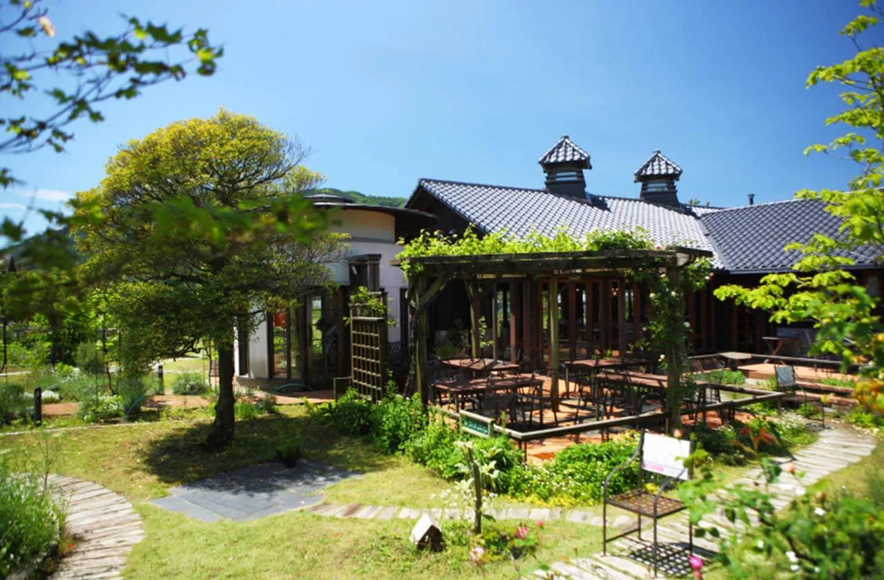 カーブドッチワイナリー