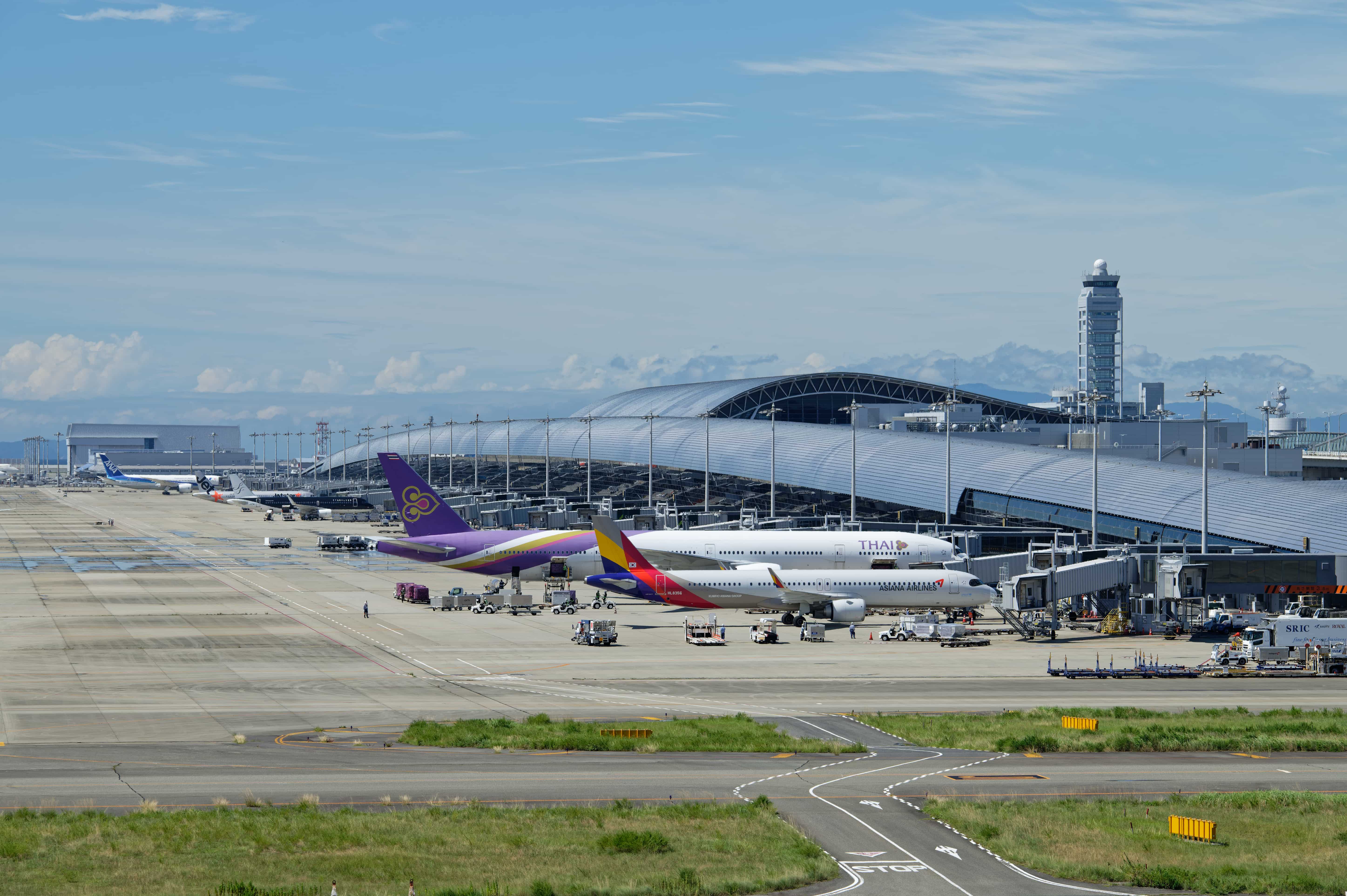 https://www.kansai-airport.or.jp/sites/default/files/2022-09/KIX_main1_0.jpg