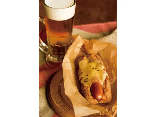 Enjoy a Beer with a Rich, Creamy Head of Foam