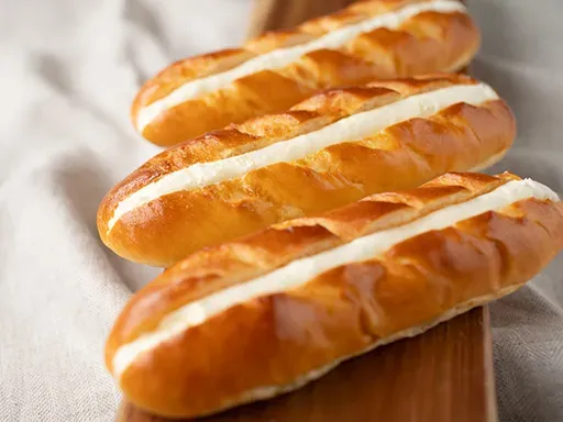 每一個都由烘焙師精心烘焙的麵包與甜點