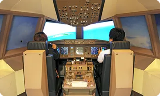 空港の仕事をシミュレーターで体験