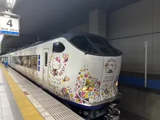 Hello Kitty themed carriage