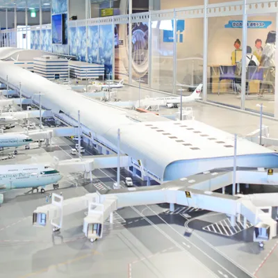 機体が間近で見られる、ド迫力の景色は一見の価値ありです。