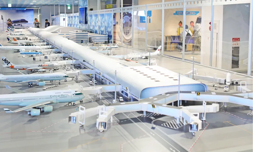 機体が間近で見られる、ド迫力の景色は一見の価値ありです。