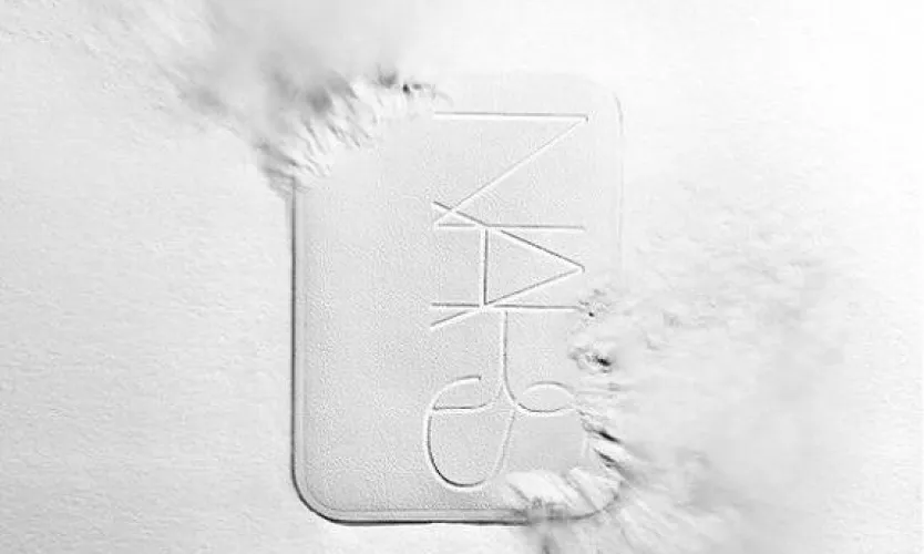 ライトリフレクティングセッティングパウダー プレストN